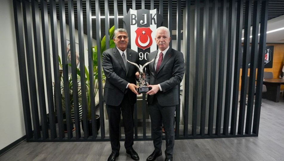 İstanbul Valisi Davut Gül’den Beşiktaş'a ziyaret